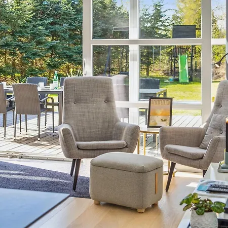 Todor - 1-1km From The Sea By Interhome * Hals
